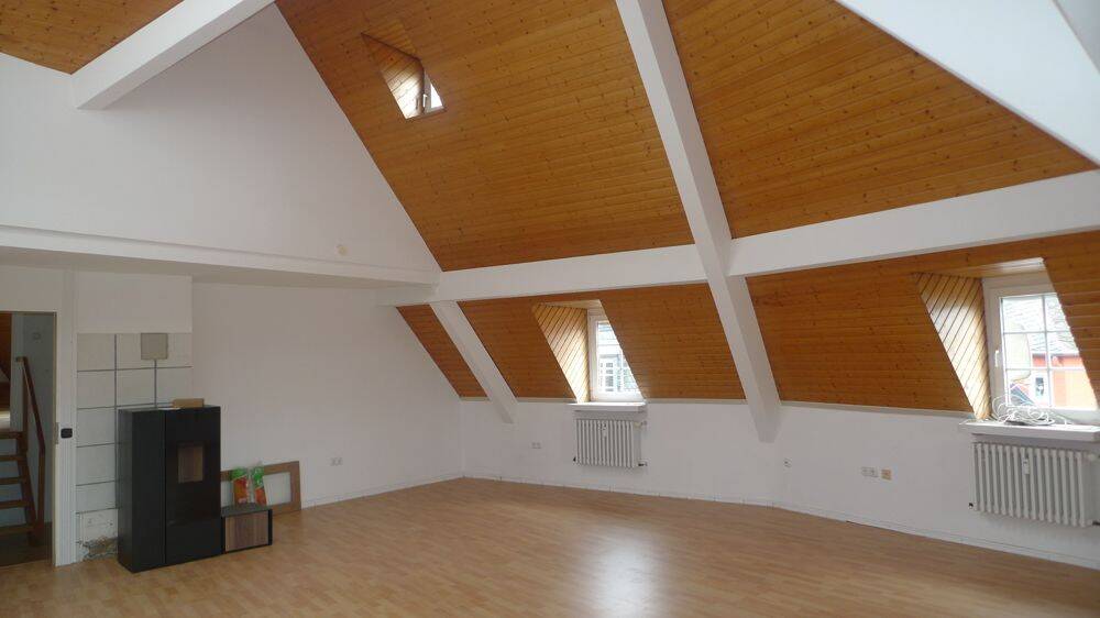 Etagenwohnung Trier Innenstadt - 4 Zimmer, 166 m&sup2;, 1.350&euro; | Angebot:26887574