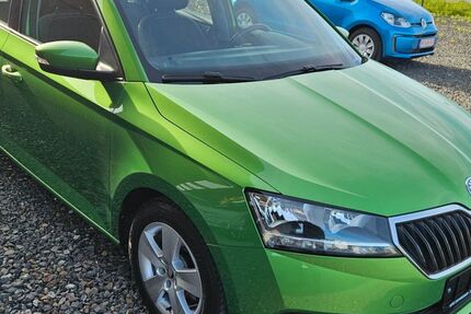 Skoda Fabia 75.000 km 10.900 &euro; Parkstein 92711