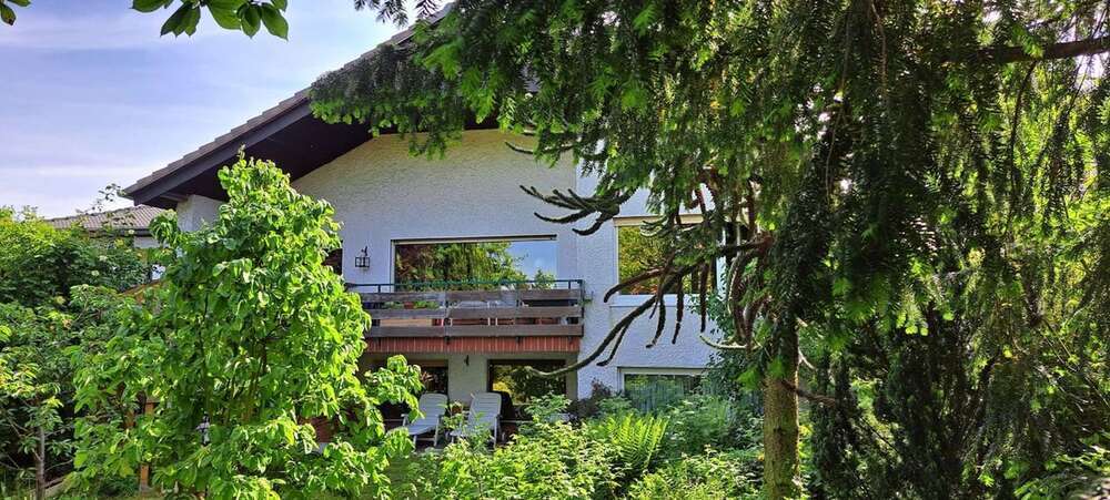 Haus zum Kaufen in Langenselbold 595.000 € 240 m²