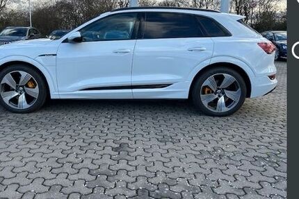 Audi e-tron 55.000 km 39.789 € Erftstadt 50374