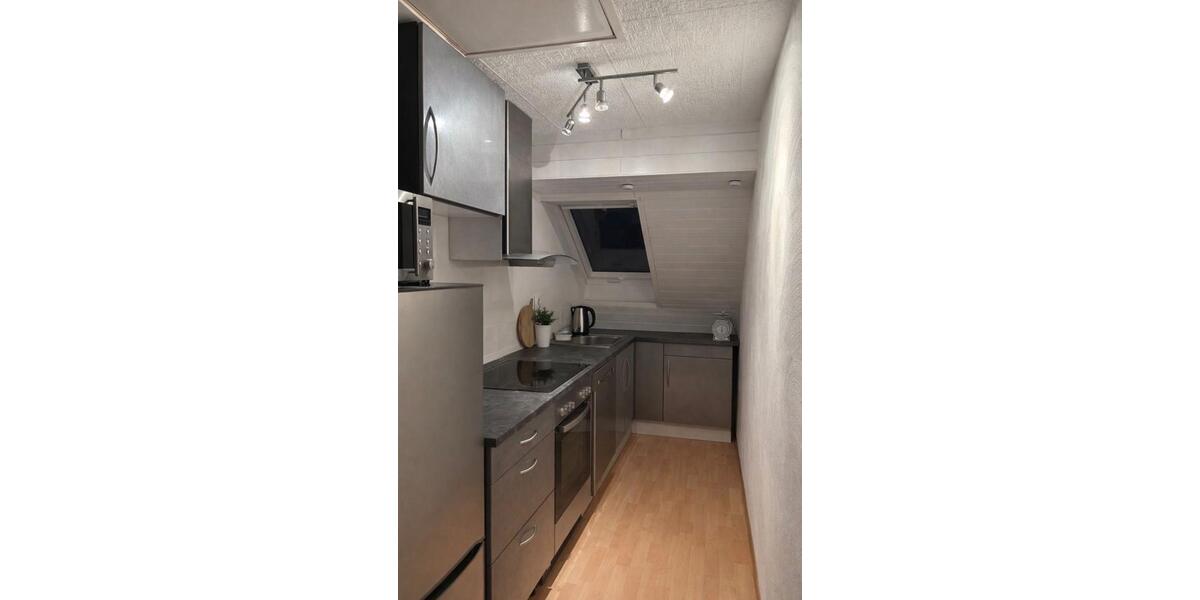 Dachgeschoßwohnung Ottweiler - 3 Zimmer, 75 m&sup2;, 900&euro; | Angebot:26236823