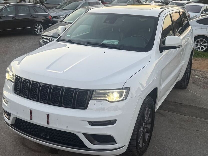 Grand Cherokee