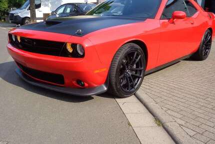 Dodge Challenger 24.500 km 31.900 € Neuhofen 67141