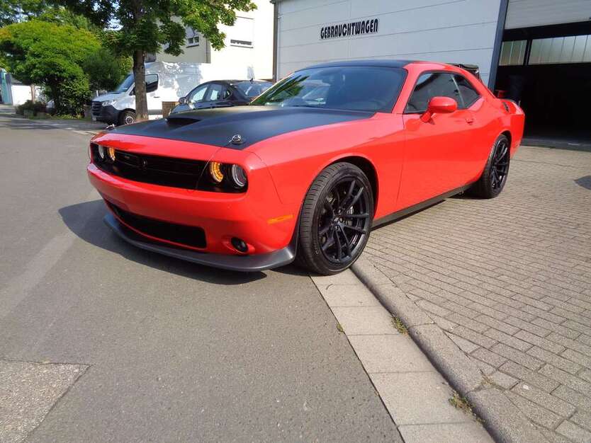 Dodge Challenger 24.500 km 31.900 € Neuhofen 67141