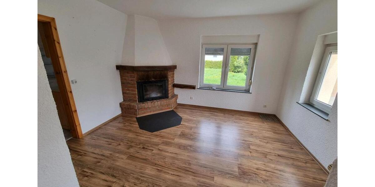 Einfamilienhaus Gillenfeld - 9 Zimmer, 250 m&sup2;, 335.000&euro; | Angebot:25512713