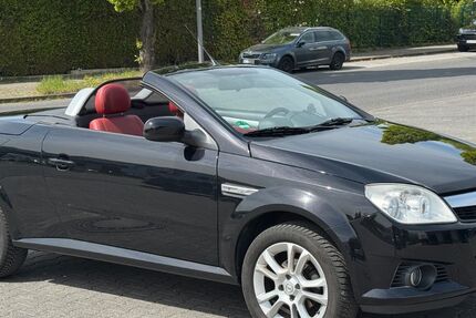 Opel Tigra 135.381 km 2.990 &euro; Alsdorf 52477