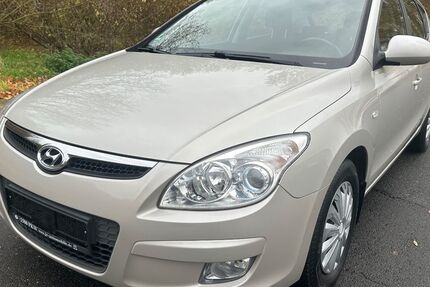 Hyundai i30 47.000 km 5.490 &euro; Salzgitter 38229