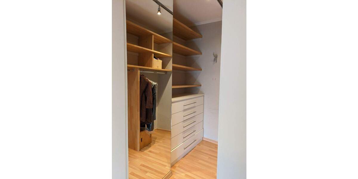 Etagenwohnung Irsch - 5 Zimmer, 170 m&sup2;, 299.000&euro; | Angebot:26607103