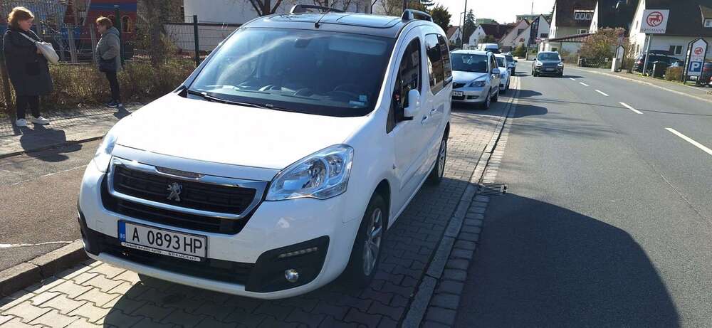 Peugeot Partner 99.000 km 18.900 &euro; Nürnberg 90455
