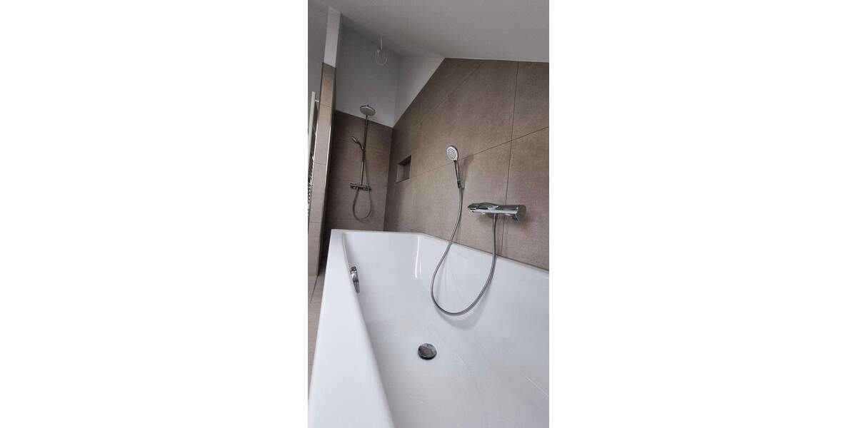 Etagenwohnung Schlüchtern - 3 Zimmer, 85 m&sup2;, 890&euro; | Angebot:25400124