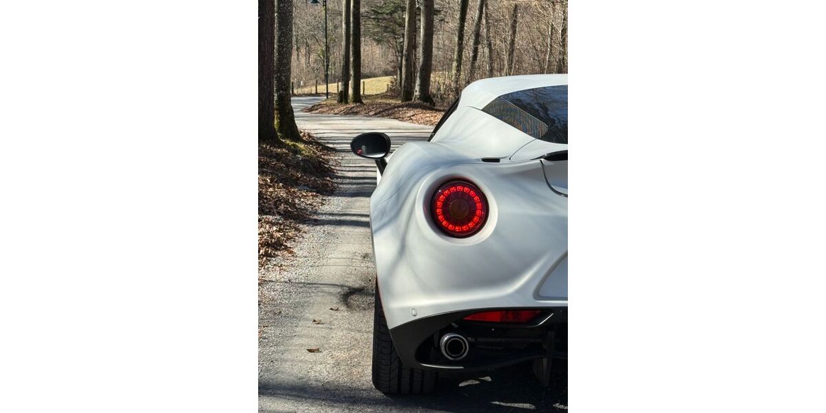 Alfa Romeo 4C 13.500 km 99.500 &euro; Berlin 10587