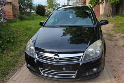 Opel Astra 333.733 km 1.100 &euro; Plötzkau 06425
