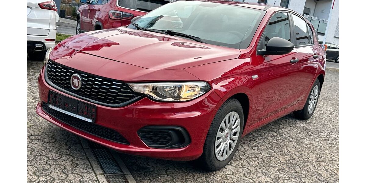 Fiat Tipo 25.000 km 9.999 &euro; Limburg 65549