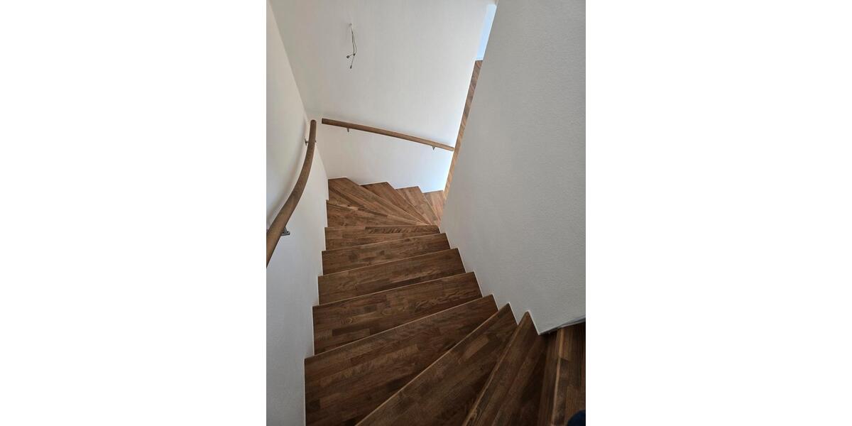 Maisonettenwohnung Michelau in Oberfranken - 3 Zimmer, 110 m&sup2;, 1.200&euro; | Angebot:26365036