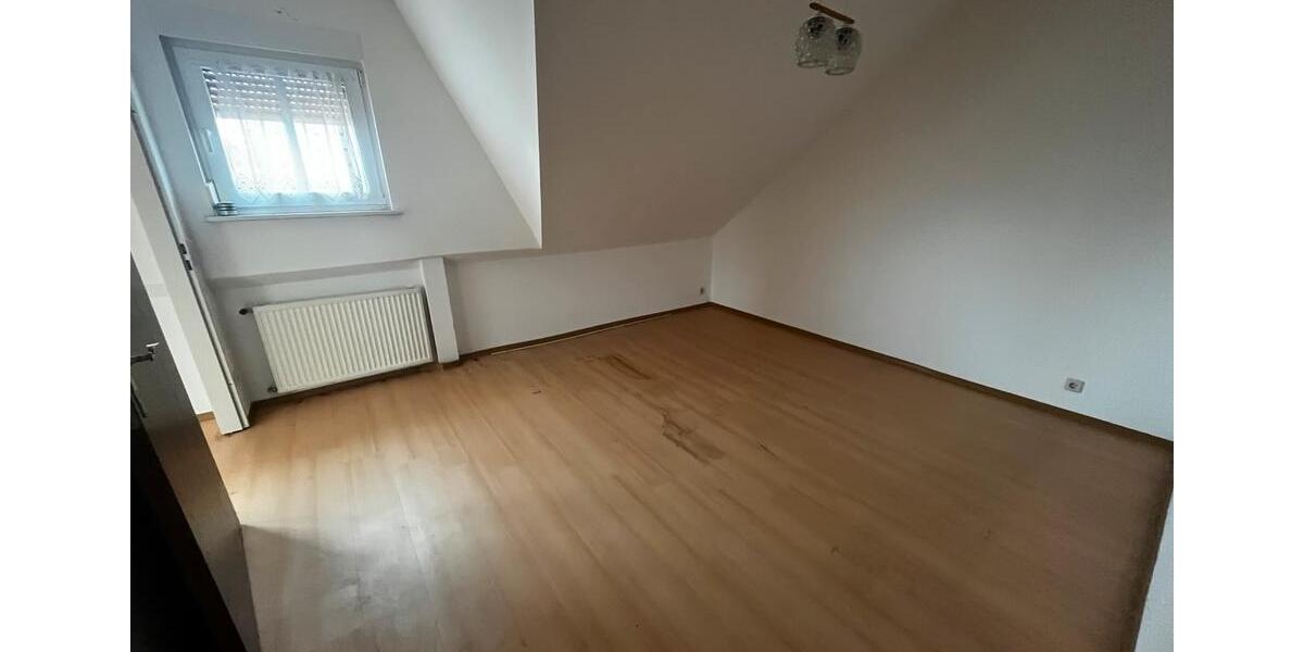 Einfamilienhaus Finsterwalde - 3 Zimmer, 131 m&sup2;, 219.000&euro; | Angebot:27084473