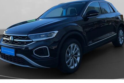 VW T-Roc 23.615 km 30.490 € Aachen 52068