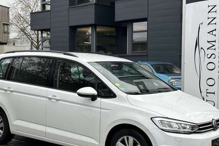 VW Touran 177.385 km 16.950 € Krefeld 47805