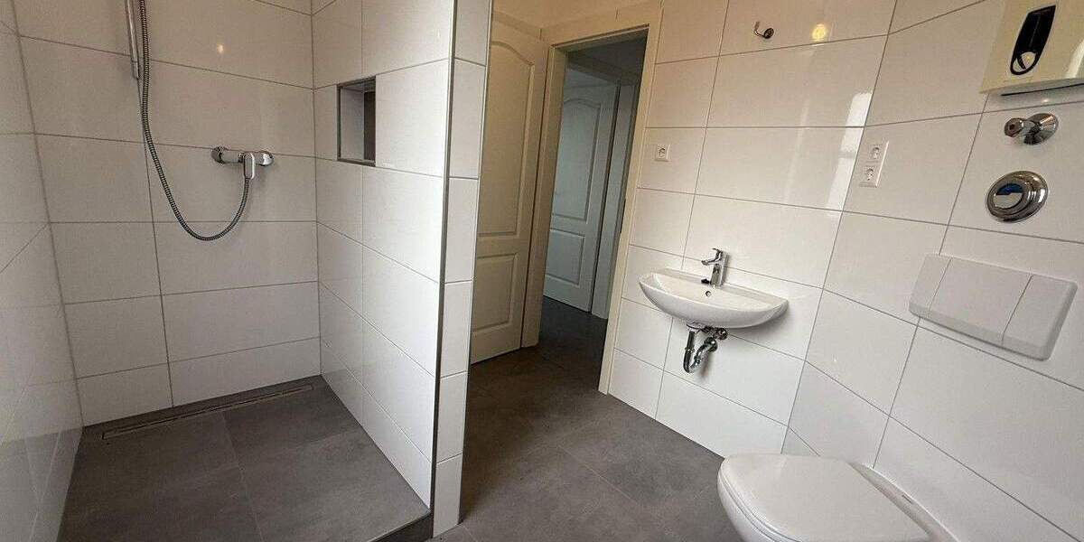 Etagenwohnung Groß Santersleben Groß Santersleben - 4 Zimmer, 78 m&sup2;, 120.000&euro; | Angebot:25724198