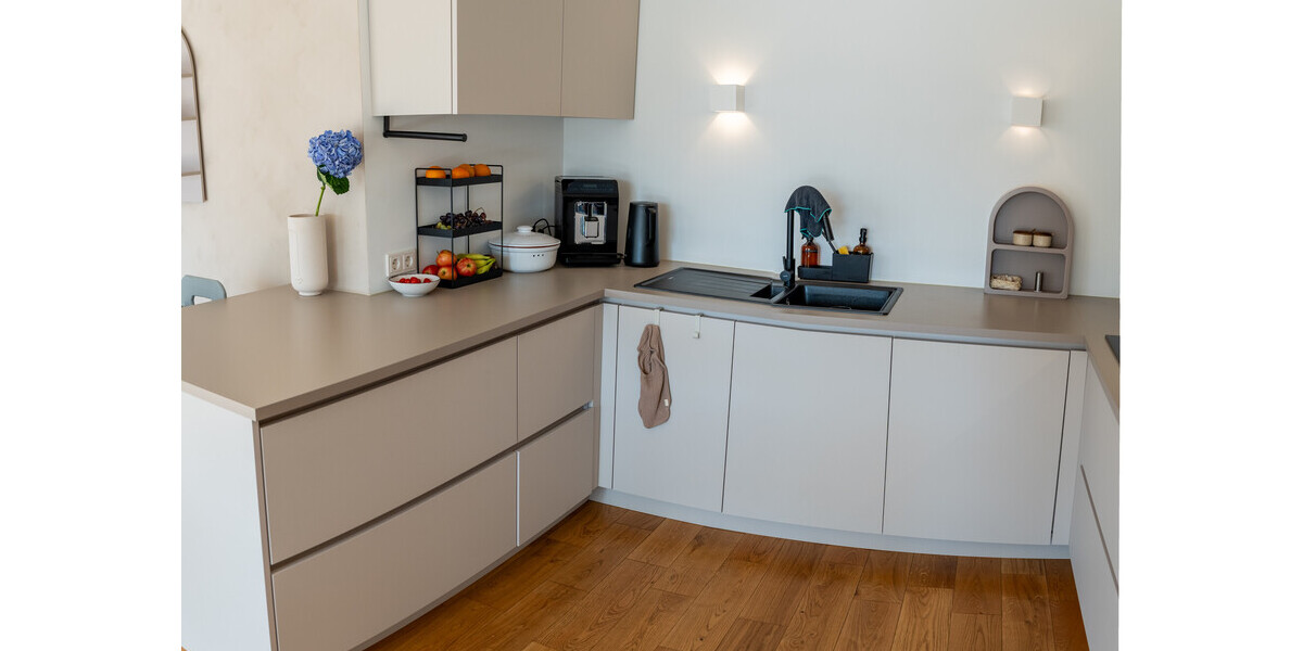 Hochwertige Doppelhaushälfte mit Garten, Garage & Einbauküche 7 zimmer