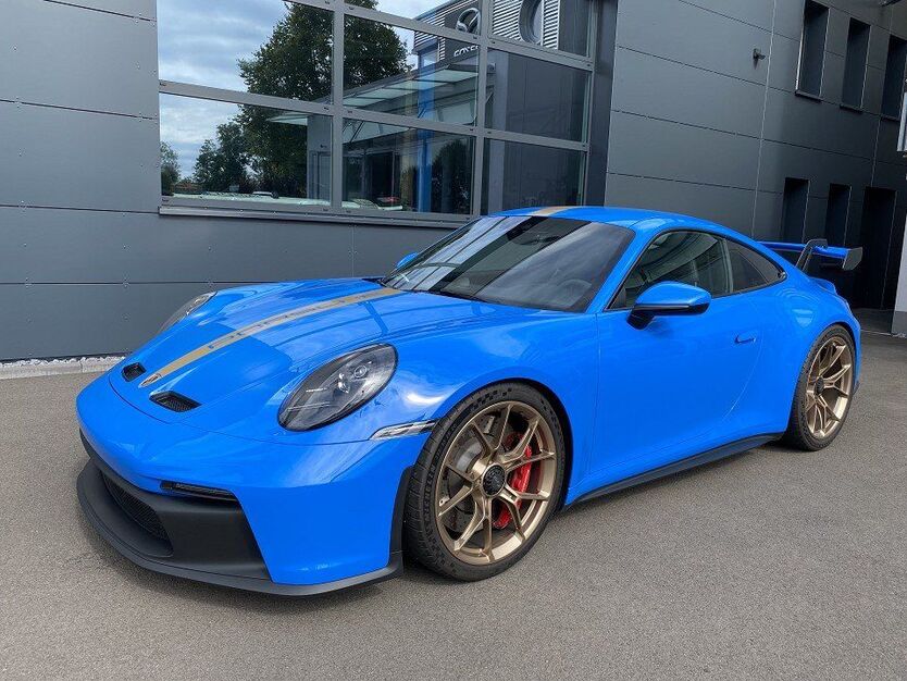 992