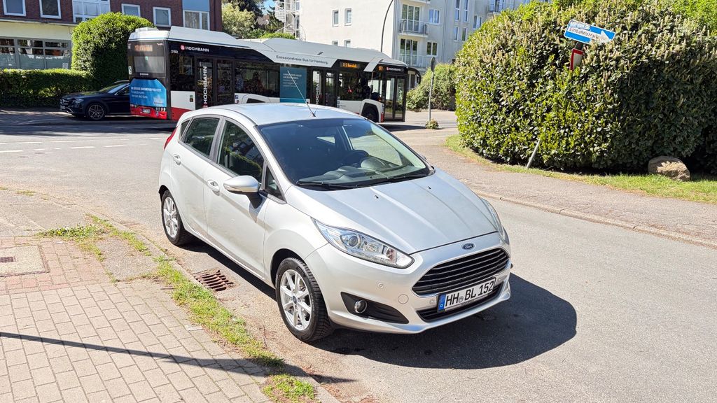 Ford Fiesta 138.639 km 4.999 &euro; Hamburg 22177