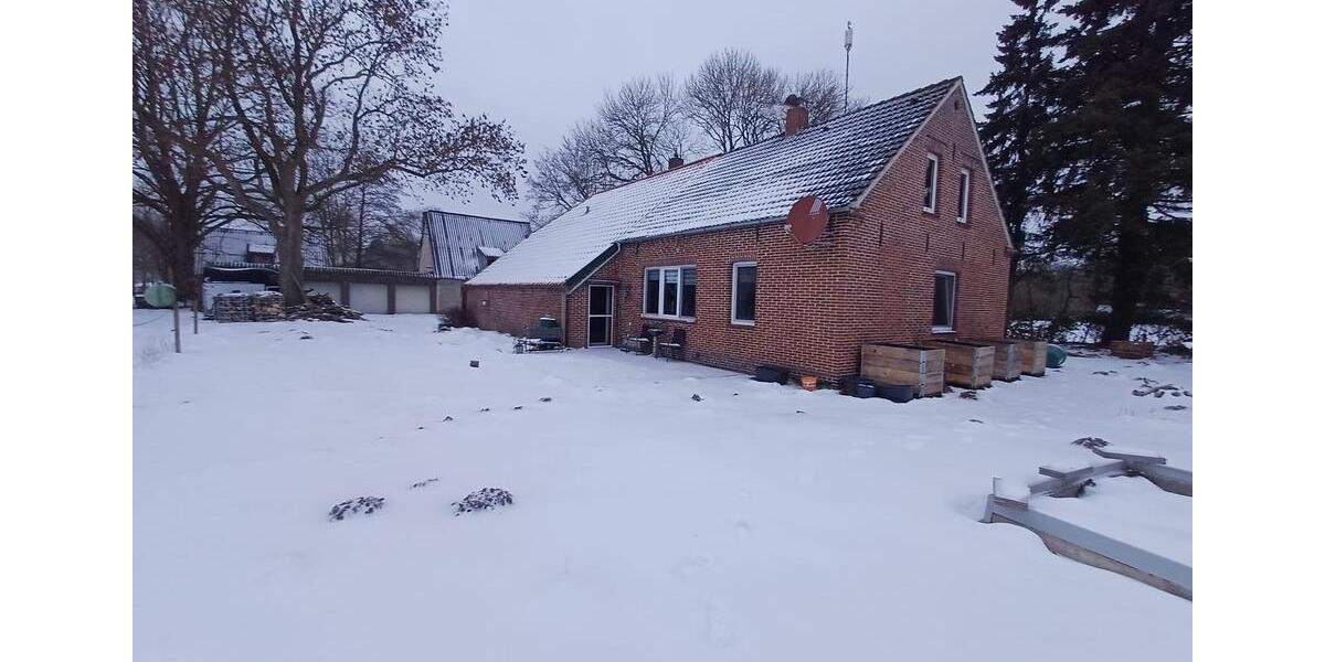 Einfamilienhaus Sande - 2 Zimmer, 80 m&sup2;, 900&euro; | Angebot:24735935