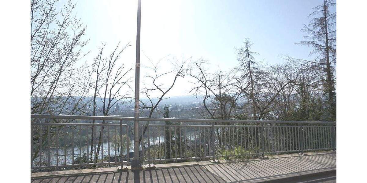 Wohnen mit Stil in Trier-Pallien: Teilmöbliertes Haus mit Kamin & traumhaftem Moselblick- perfekt für Luxemburgpendler 2 zimmer