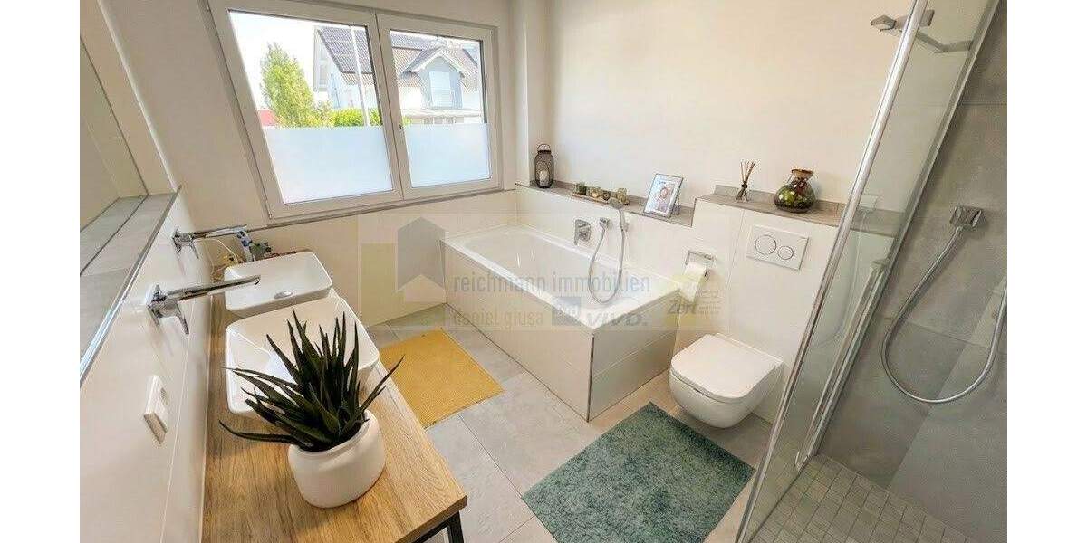 Etagenwohnung Donaueschingen - 5 Zimmer, 126 m&sup2;, 499.900&euro; | Angebot:25738202