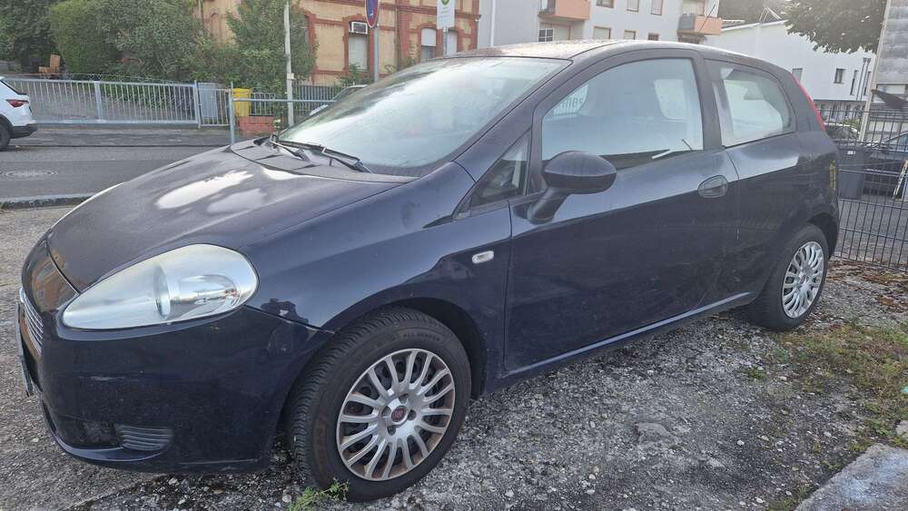 Fiat Punto 129.000 km 850 &euro; Bad Ems 56130