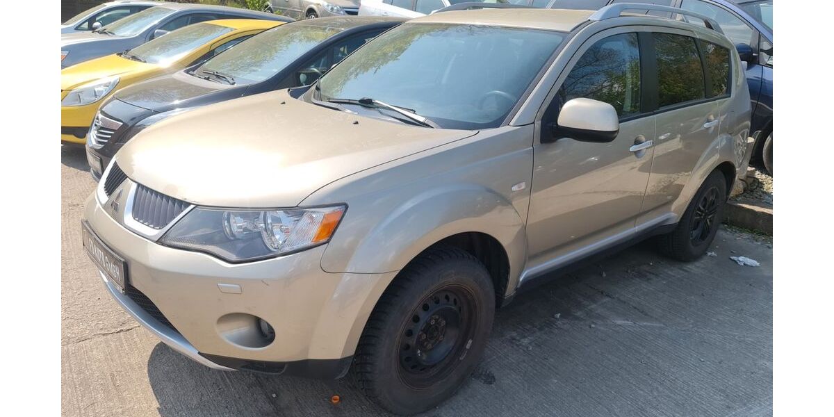 Mitsubishi Outlander 135.500 km 2.490 &euro; Chemnitz 09114