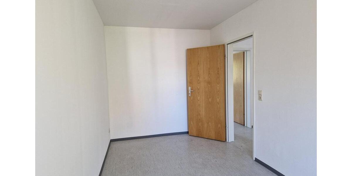 Etagenwohnung Gera Lusan - 3 Zimmer, 69 m&sup2;, 445&euro; | Angebot:26409404