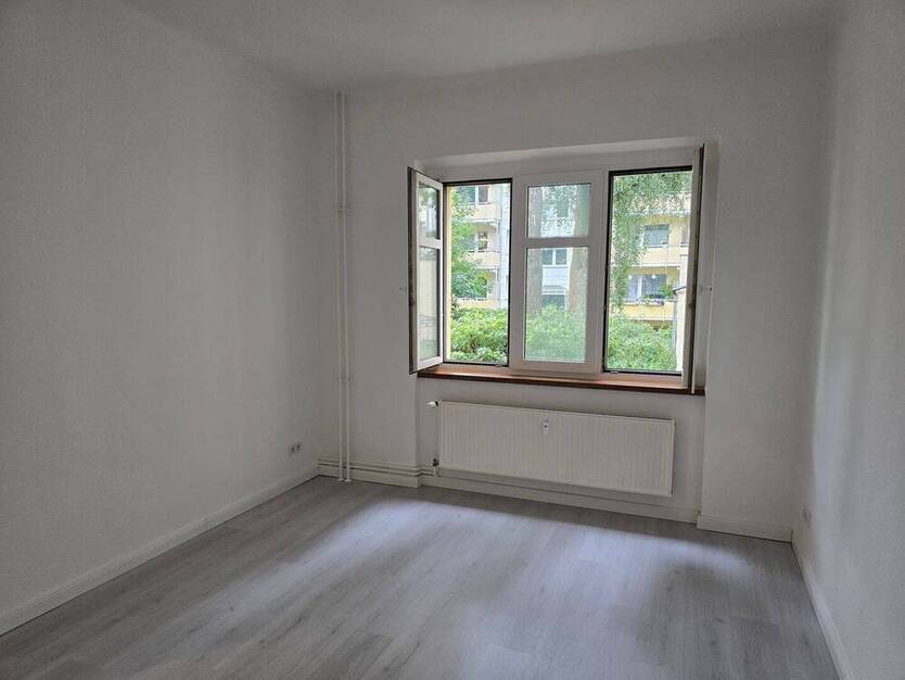 Bezugsfreie 2-Zimmer-Eigentumswohnung im idyllischen Wilhelmsruh