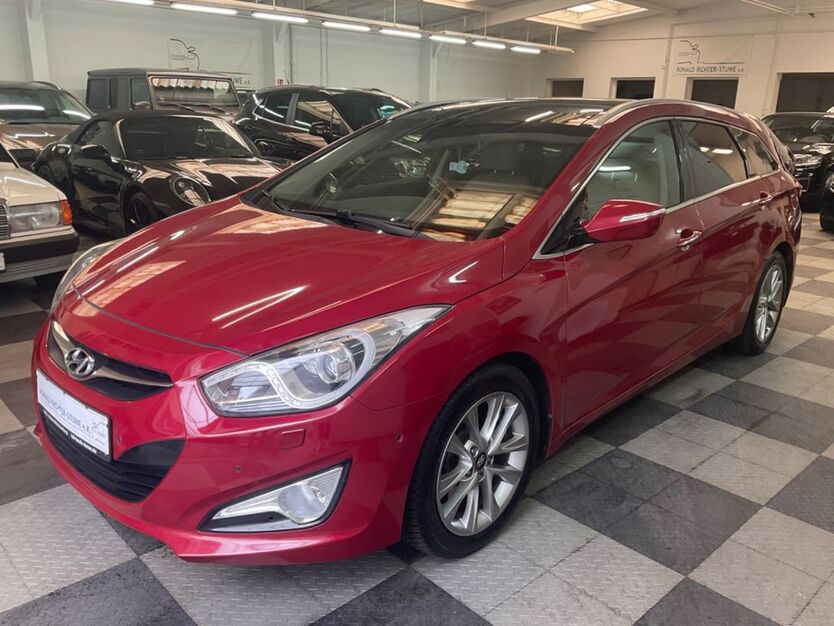 Hyundai i40 163.453 km 8.880 € Hamburg 22087