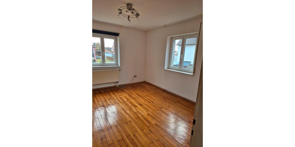 Helle EG Wohnung in Wallerstein zu vermieten 3 zimmer