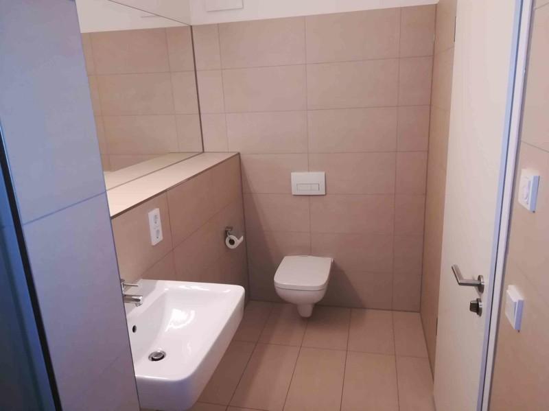 Traumhafte großzügige 5 Zi. Wohnung mit großer Terrasse und Gartenanteil 5 zimmer