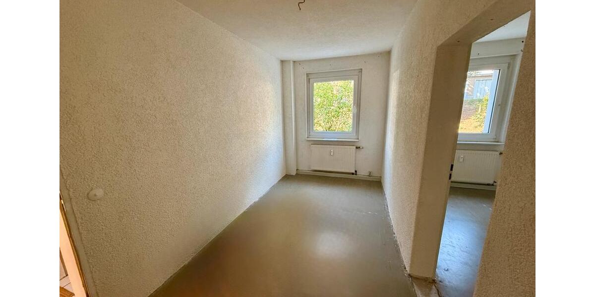 Hochparterre Eckartsberga - 4 Zimmer, 68 m&sup2;, 65.000&euro; | Angebot:27413896