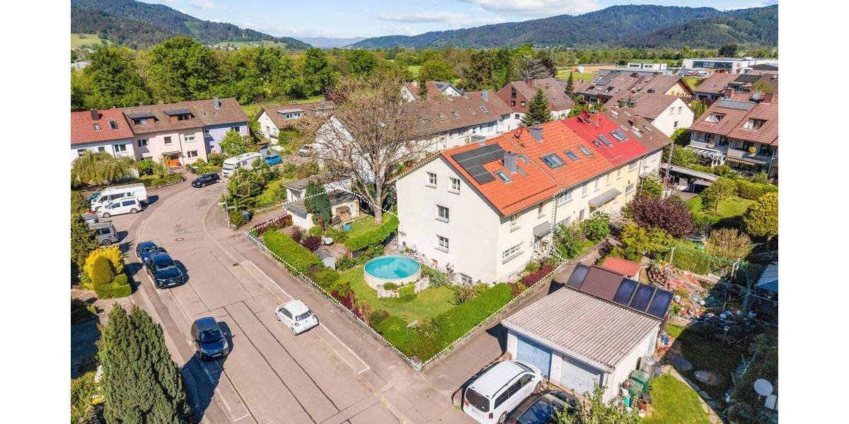 Reihenendhaus Kirchzarten - 7 Zimmer, 167 m&sup2;, 919.000&euro; | Angebot:26686413