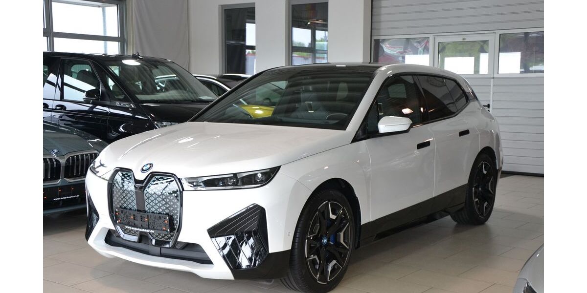 BMW iX 14.085 km 64.990 &euro; Lemgo 32657