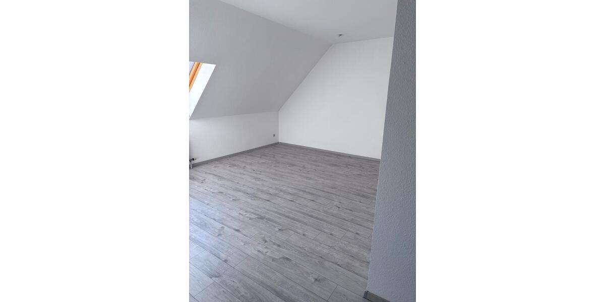 Dachgeschoßwohnung Pforzheim Büchenbronn - 2 Zimmer, 58 m&sup2;, 890&euro; | Angebot:26672442