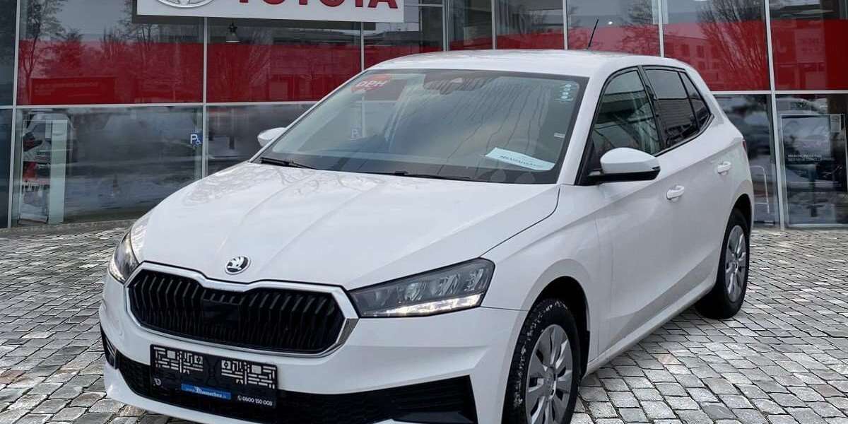 Skoda Fabia 32.593 km 12.990 &euro; München 80807