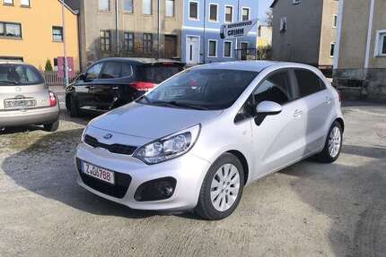 Kia Rio 109.000 km 6.499 &euro; Neukirchen 08459
