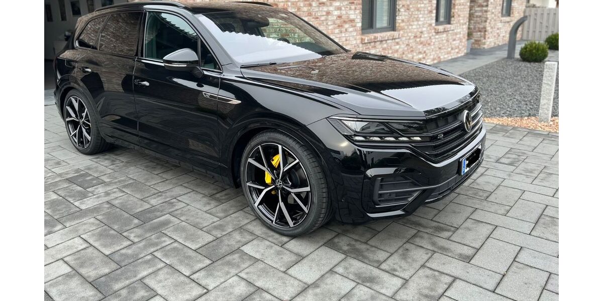 VW Touareg 2.275 km 59.599 &euro; Gifhorn 38518