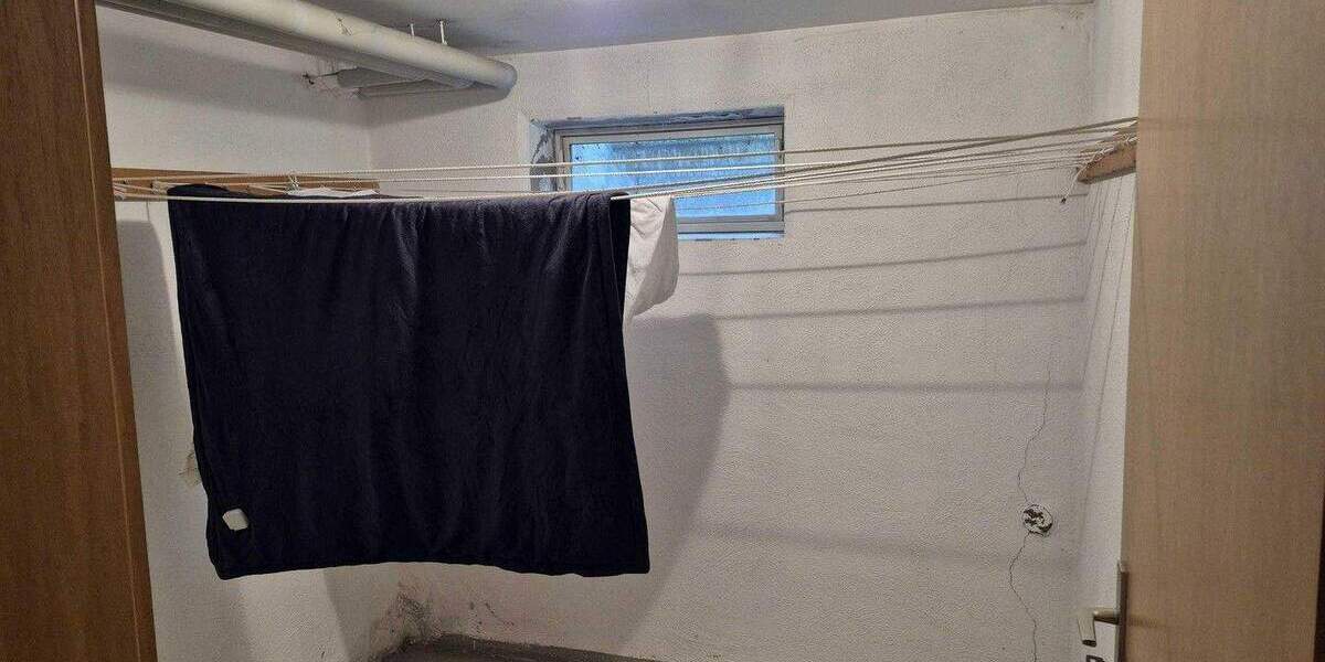 Etagenwohnung Hildburghausen Häselrieth - 3 Zimmer, 87 m&sup2;, 163.000&euro; | Angebot:25821369