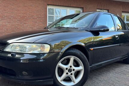Opel Vectra 82.988 km 6.990 &euro; Hamburg 22049