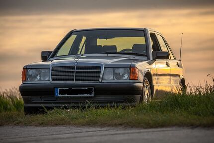 Mercedes-Benz 190 96.491 km 7.200 € Bergen 18528