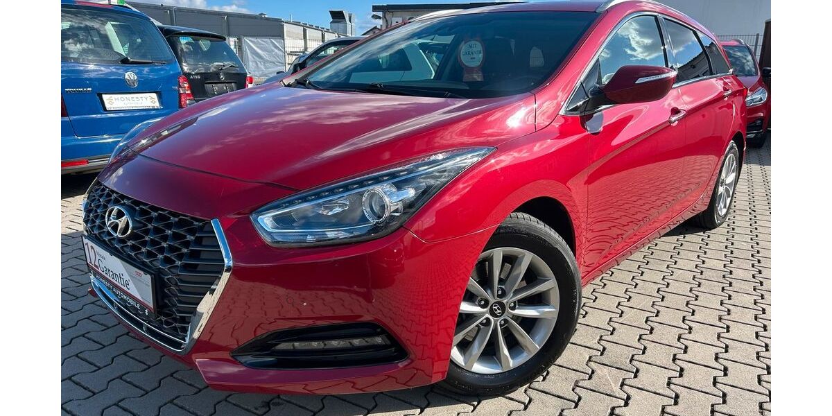 Hyundai i40 131.300 km 11.490 &euro; Babenhausen 64832