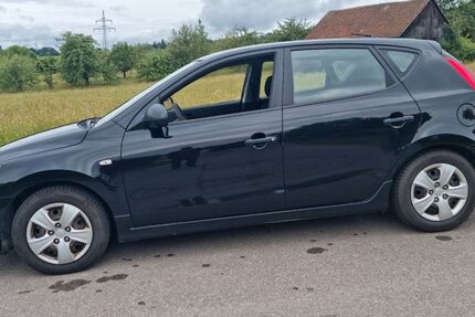 Hyundai i30 180.000 km 1.999 &euro; Magstadt (in der Nähe von Stuttgart) 71106