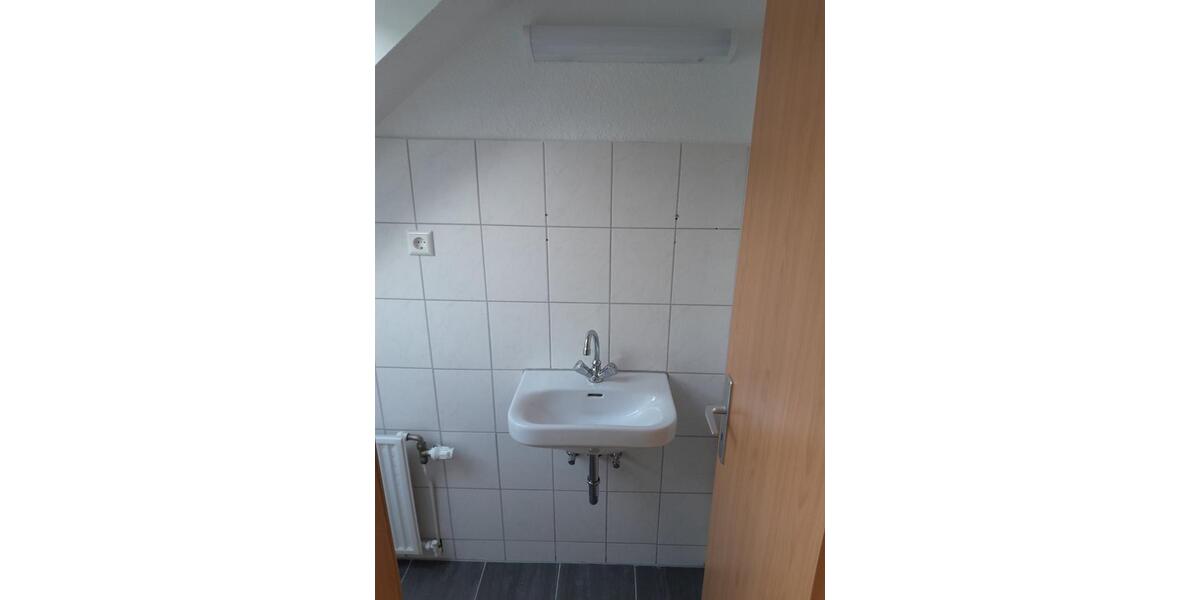 Dachgeschoßwohnung Asendorf - 3 Zimmer, 100 m&sup2;, 650&euro; | Angebot:26248428