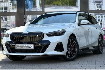 BMW i5 16.603 km 61.690 &euro; Wuppertal 42117