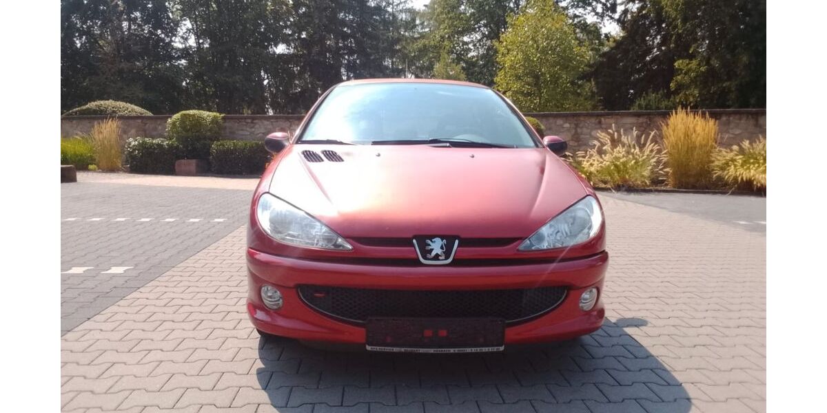 Peugeot 206 83.000 km 1.300 &euro; Rodgau 63110